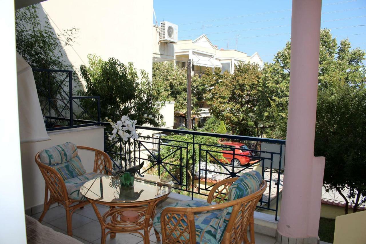 Litsa Villa Nea Iraklitsa Exterior photo